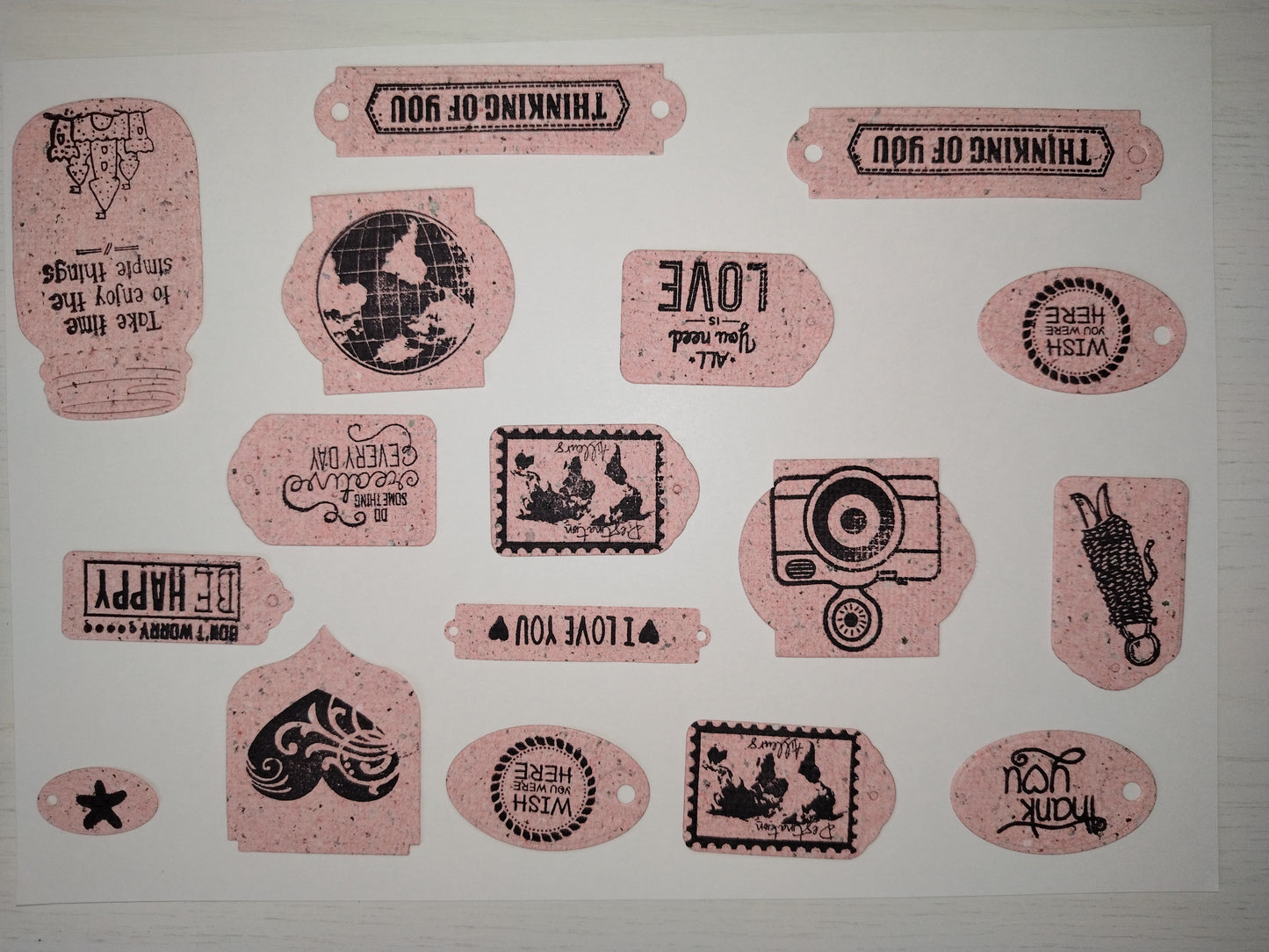 Tag in carta artigianale